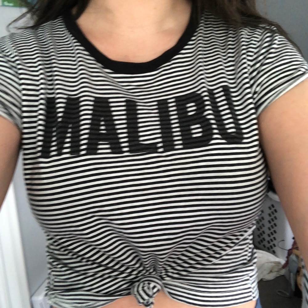 Malibu crop top - Picture 2 of 3